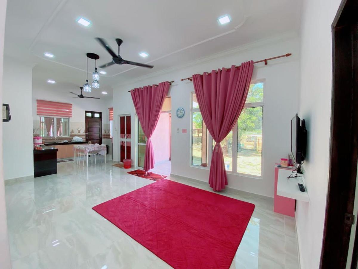 Hellokitty House - Unit 1 Villa Kuala Terengganu Dış mekan fotoğraf