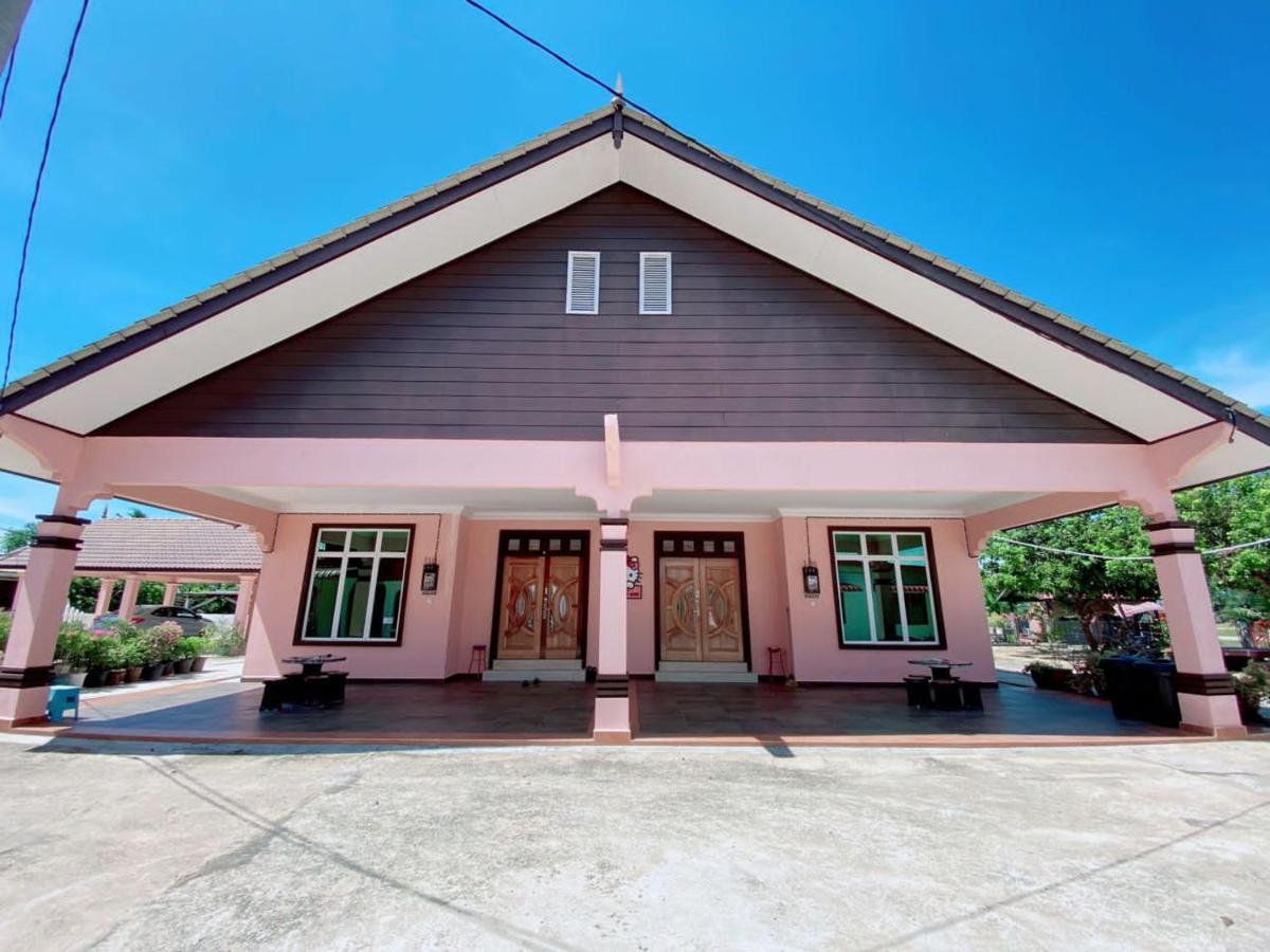 Hellokitty House - Unit 1 Villa Kuala Terengganu Dış mekan fotoğraf
