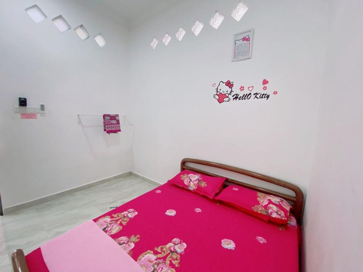 Hellokitty House - Unit 1 Villa Kuala Terengganu Dış mekan fotoğraf