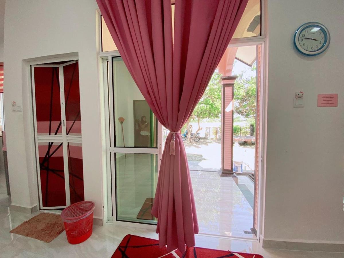 Hellokitty House - Unit 1 Villa Kuala Terengganu Dış mekan fotoğraf