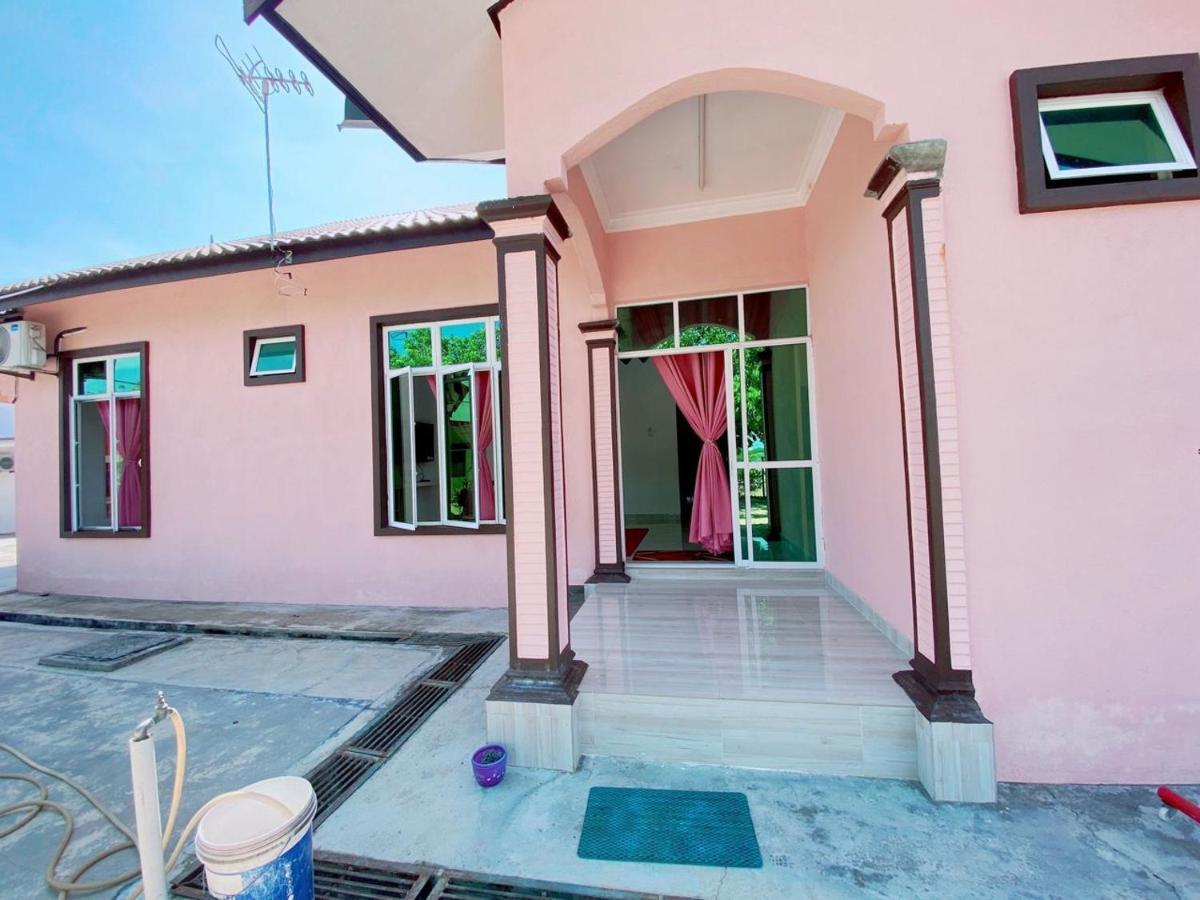 Hellokitty House - Unit 1 Villa Kuala Terengganu Dış mekan fotoğraf
