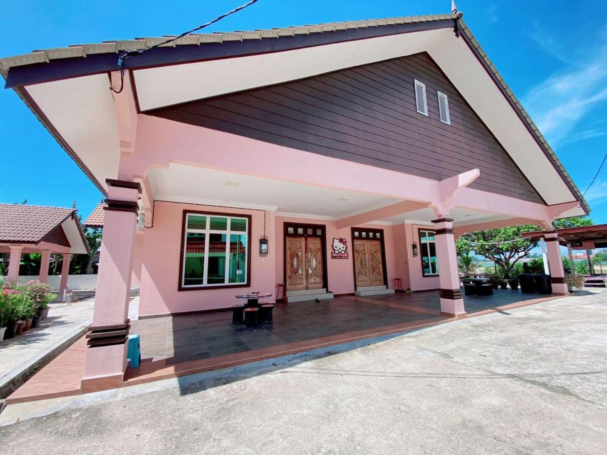 Hellokitty House - Unit 1 Villa Kuala Terengganu Dış mekan fotoğraf